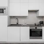 Center Beautiful Modern Building By Renters Apartmán *