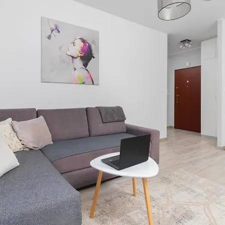 Center Beautiful Modern Building By Renters グダニスク